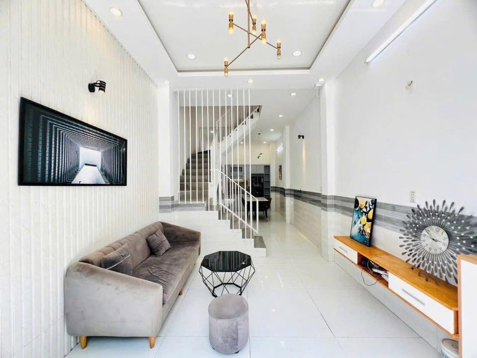 BÁN NHÀ GIÁ TỐT