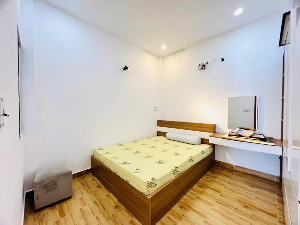 BÁN NHÀ GIÁ TỐT