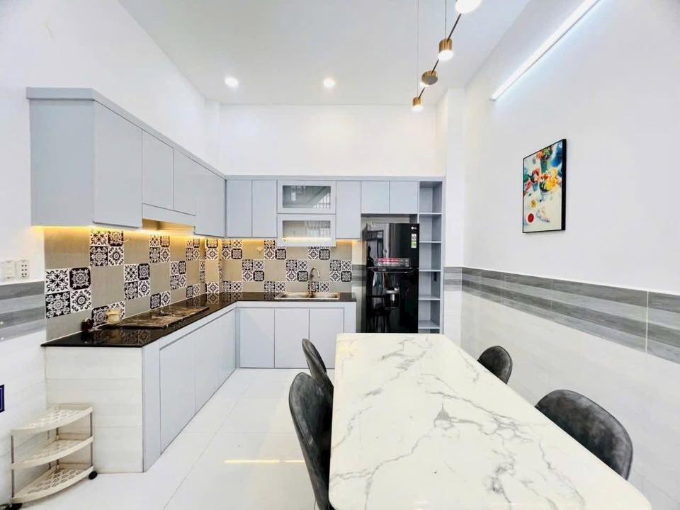 BÁN NHÀ GIÁ TỐT