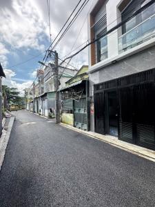 BÁN NHÀ GIÁ TỐT