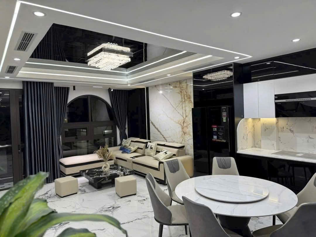 Bán nhà riêng tại Dự án Chung cư Hoa Lư, Hai Bà Trưng, Hà Nội diện tích 300m2 giá 20 Tỷ