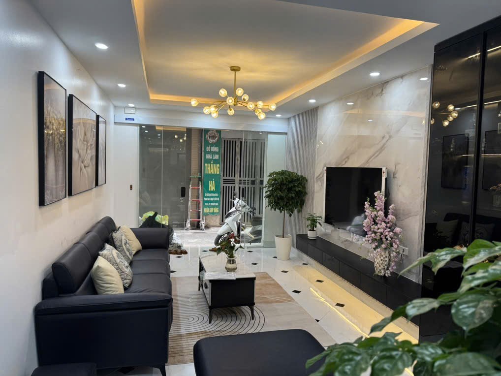 Bán nhà riêng tại Dự án Chung cư Hoa Lư, Hai Bà Trưng, Hà Nội diện tích 100m2 giá 20 Tỷ