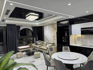 Bán nhà riêng tại Dự án Chung cư Hoa Lư, Hai Bà Trưng, Hà Nội diện tích 300m2 giá 20 Tỷ