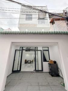 Huỳnh Tấn Phát, 3 tầng, 54 m2 (4.5x12)