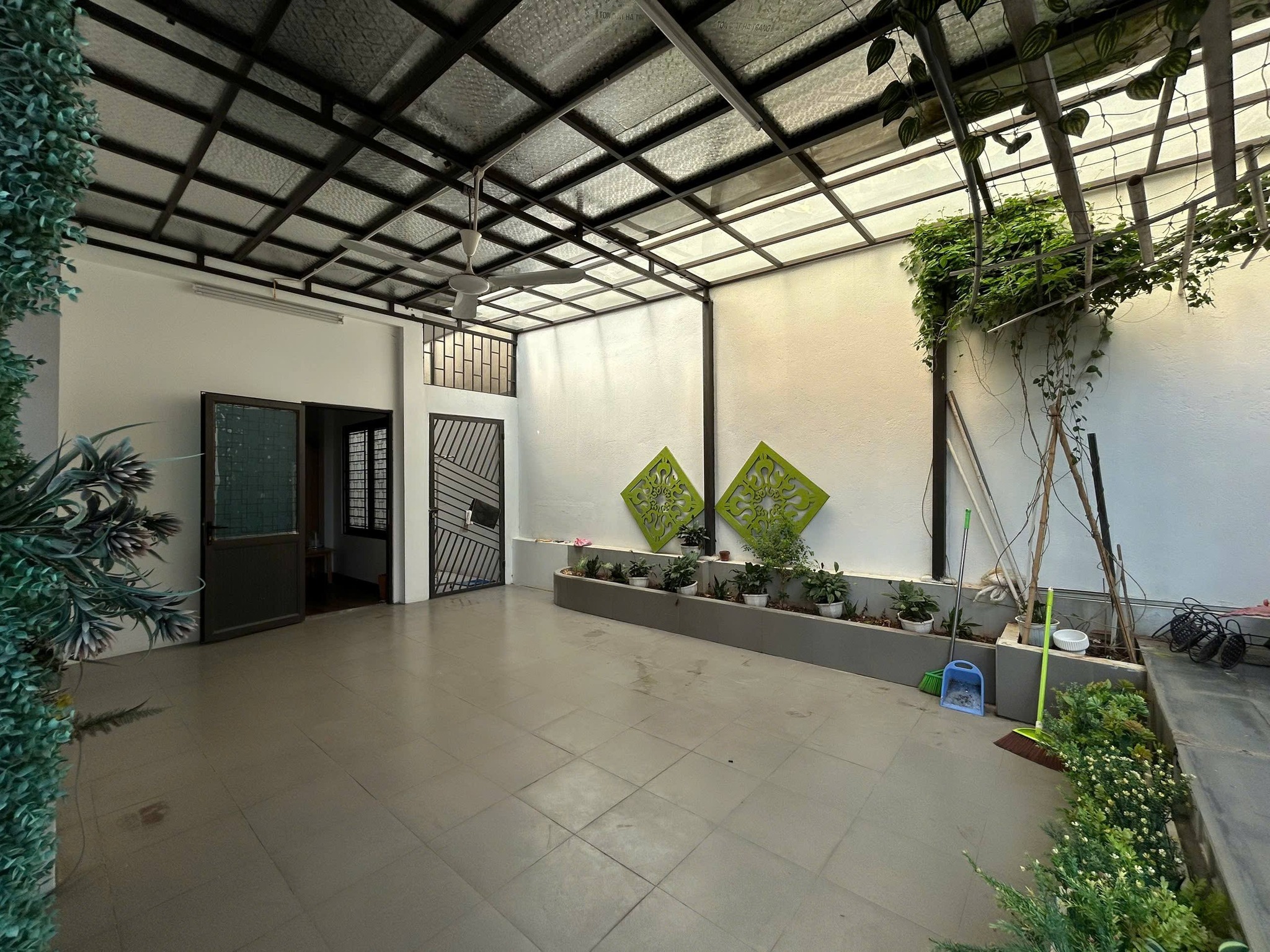 BÁN NHÀ YÊN NGHĨA DT:40M2/5 TẦNG,GIÁ:6,6 TỶ