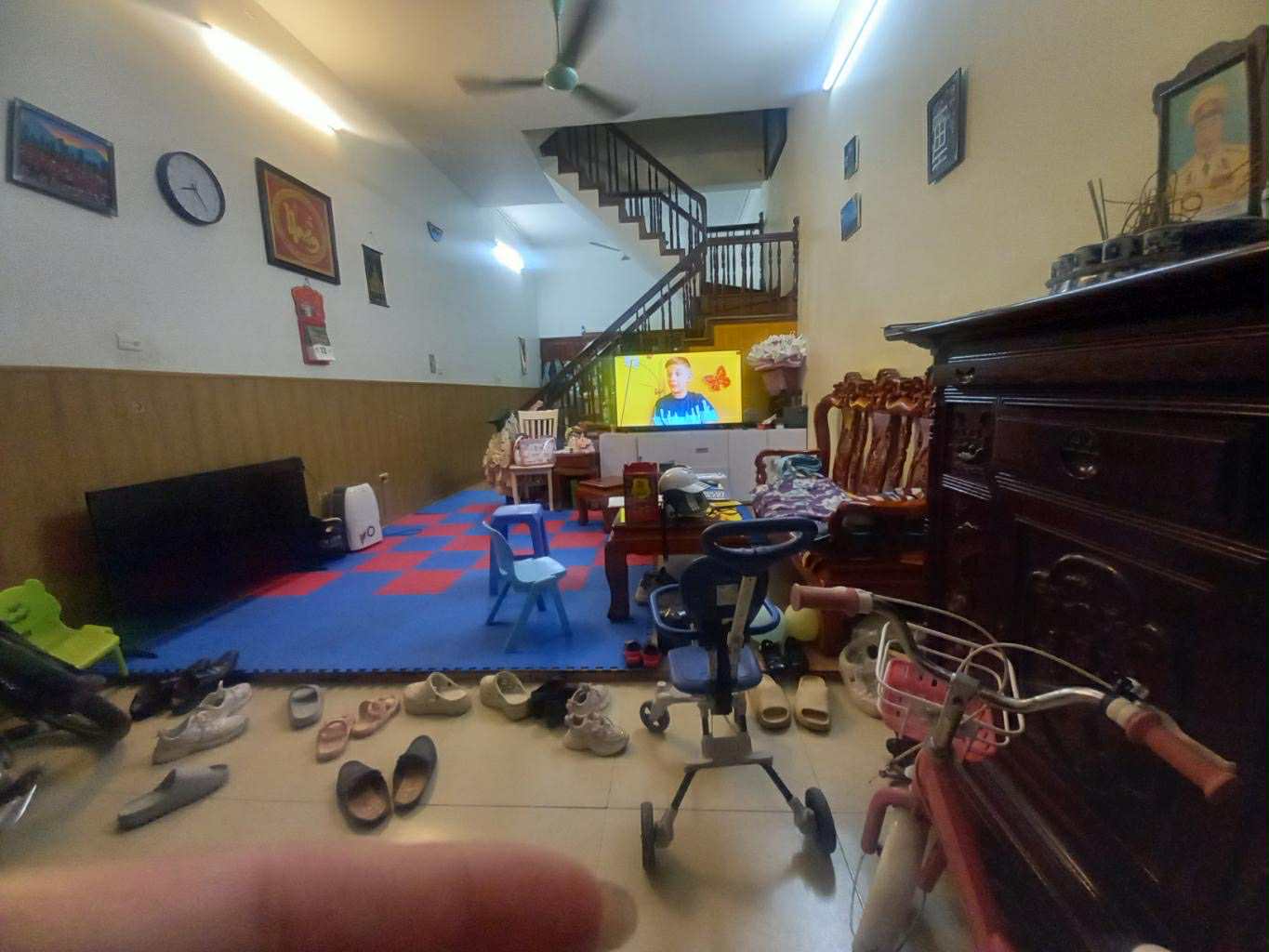 Bán nhà Hoa Bằng, Cầu Giấy. DT 47m² mặt tiền 4.3m, ngõ ô tô tránh, giá 9,4 Tỷ