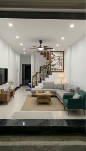 Bán Nhà Phương Canh - Gần Cao Đẳng FPT , Full nội thất