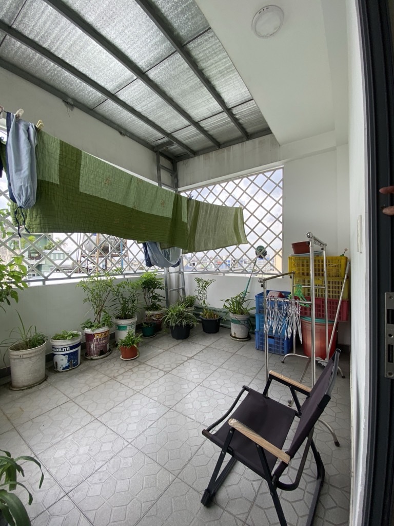 HẺM NHỰA XE TẢI TRÁNH NHAU 5 TẦNG 6PN 7WC VỊ TRÍ ĐẸP 