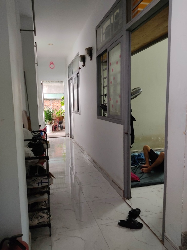 Bán gấp căn 2 mặt tiền. 12pn giá chỉ 9.8. Thạch Lộc 37. 0932145638