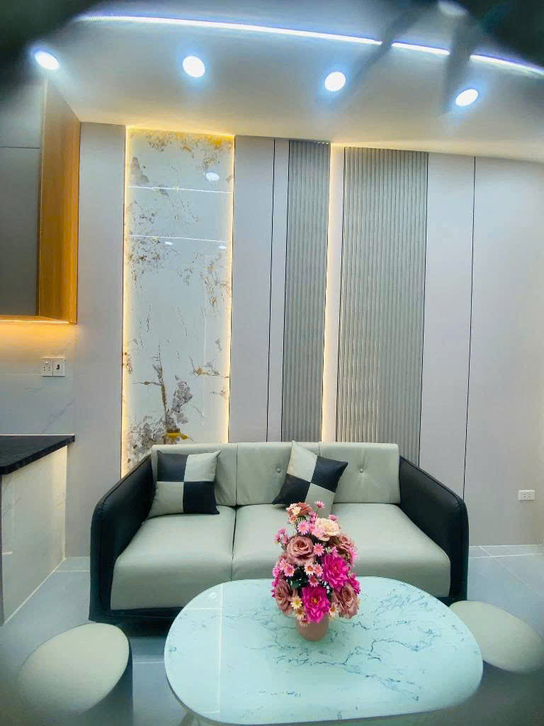 Nhà Quang Trung, Gò Vấp. FUll nội thất cao cấp, 2 tầng, 3pn,2wc. Giá chỉ 4.38 tỷ còn TL