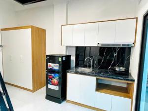 Bán nhà mặt ngõ Chiến Thắng,thoáng trước, view sau sân bóng, đầy đủ hệ thống PCCC