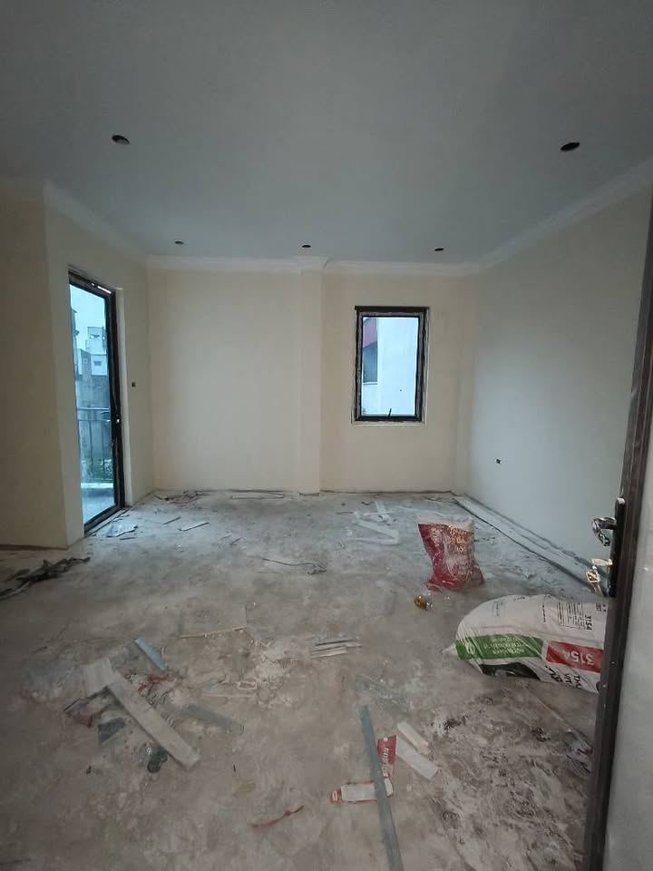 Bán nhà tại khu vực Đông Anh mới xây