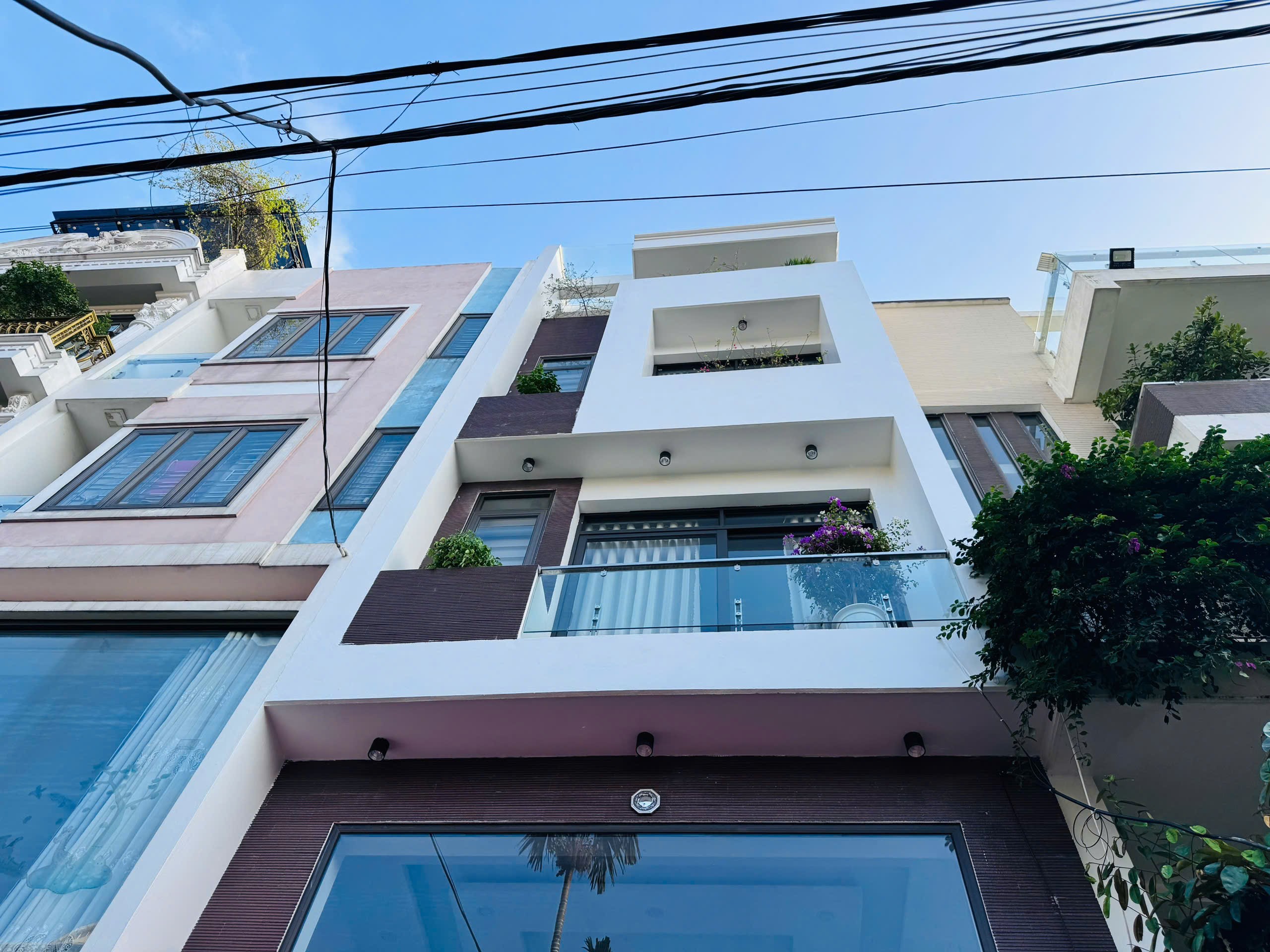 Bán Nhà Nam Hồng, Đông Anh. Nhà 5 tầng đường thông 2 ô tô tránh nhau