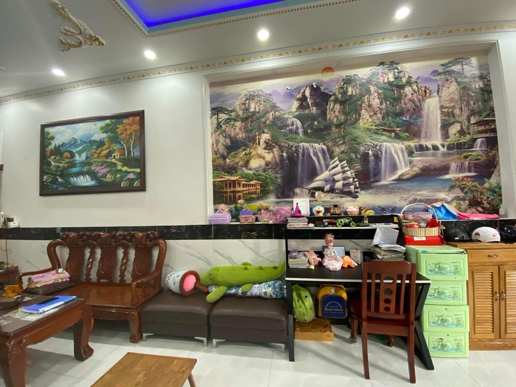 BÁN NHÀ PHỐ MẶT TIỀN CHỢ