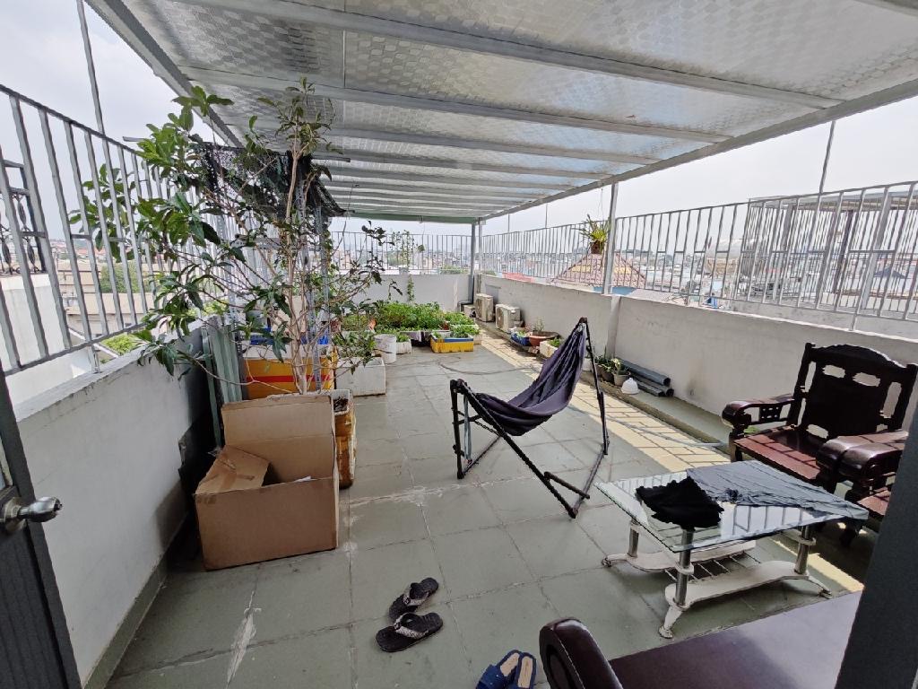 BÁN NHÀ PHỐ MẶT TIỀN CHỢ