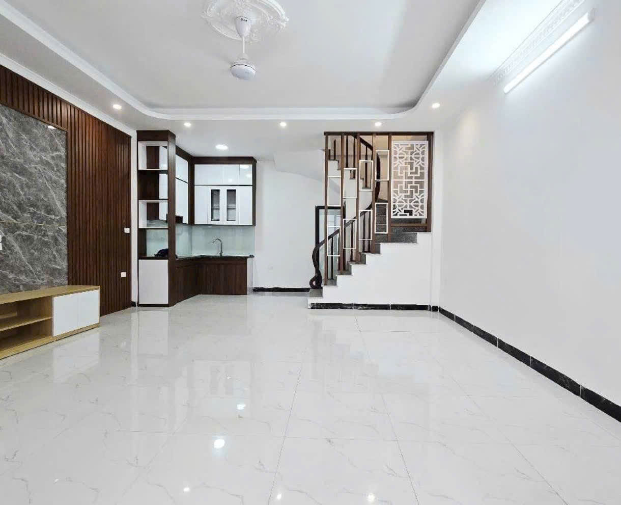 BÁN NHÀ LONG BIÊN BỒ ĐỀ 8 TỶ