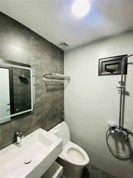 BÁN NHÀ LONG BIÊN - NGÔ GIA TỰ