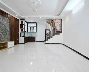 BÁN NHÀ LONG BIÊN BỒ ĐỀ 8 TỶ