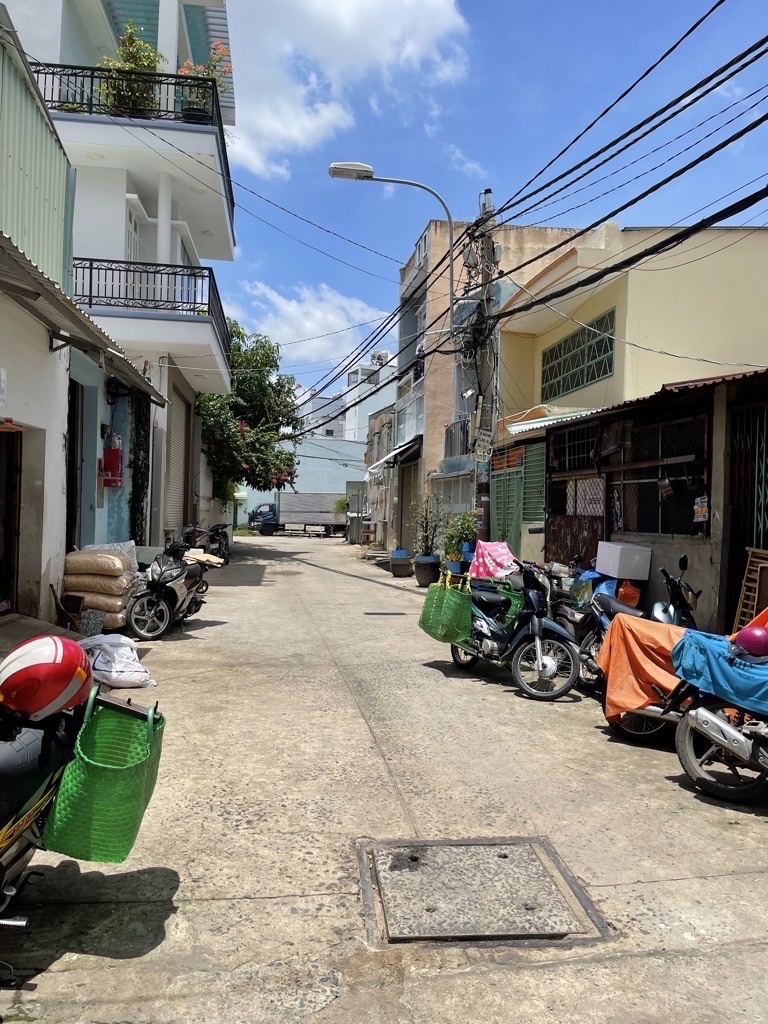 Nhà đẹp đường Lý Đạo Thành - Hẻm xe tải - Nhỉnh 5 tỏi