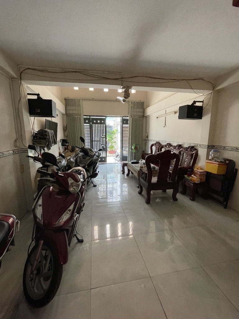 Nhà đẹp đường Lý Đạo Thành - Hẻm xe tải - Nhỉnh 5 tỏi