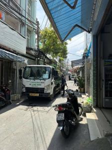 Bán gấp nhà 4 tầng mới đẹp, hẻm xe tải đỗ cửa Quận 8 - Đường Tám Danh - Giá nhỉnh 5 tỷ