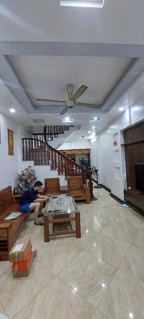 Bán nhà Trương Định- Tân Mai, 4 tầng, chủ thiện chí giảm chào 400 còn 9.5 tỷ