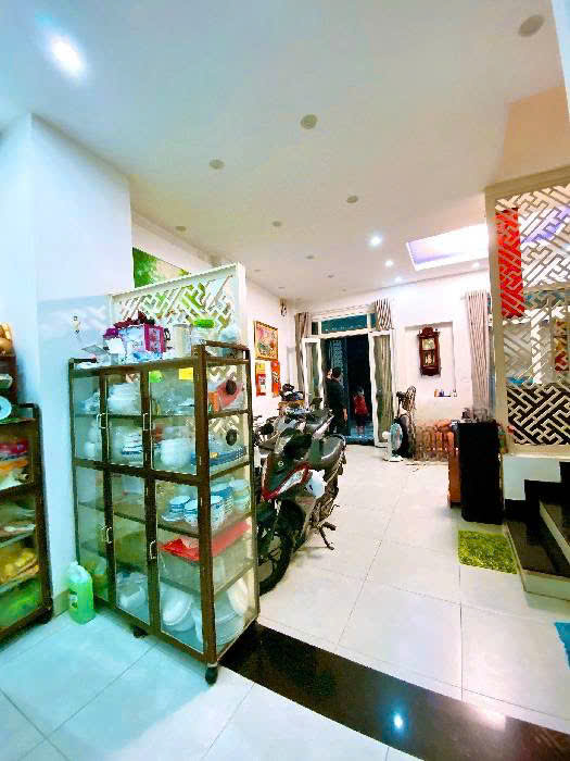 Bán nhà riêng tại Đường 8, Thủ Đức, Hồ Chí Minh diện tích 54m2 giá 8.4 Tỷ