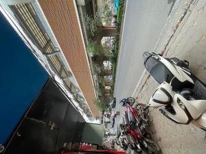 Bán nhà mặt phố Láng view metro cho thuê kinh doanh 33m2 10 tỷ