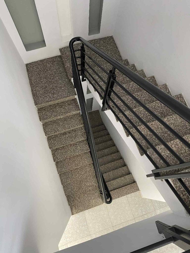 BÌNH TÂN 4 TẦNG - HẺM THOÁNG ĐẸP YÊN TĨNH NHÀ XÂY KIÊN CỐ BTCT HOÀN CÔNG ĐỦ - 4×9 SHR VUÔNG VỨC - GIÁ CHỈ HƠN 3 ĐỒNG