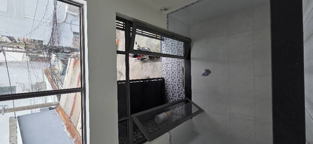 NHÀ 4 TẦNG NGAY TÊN LỬA - HẺM 5M TRƯỚC NHÀ - 4X11- CHỈ HƠN 4 TỶ