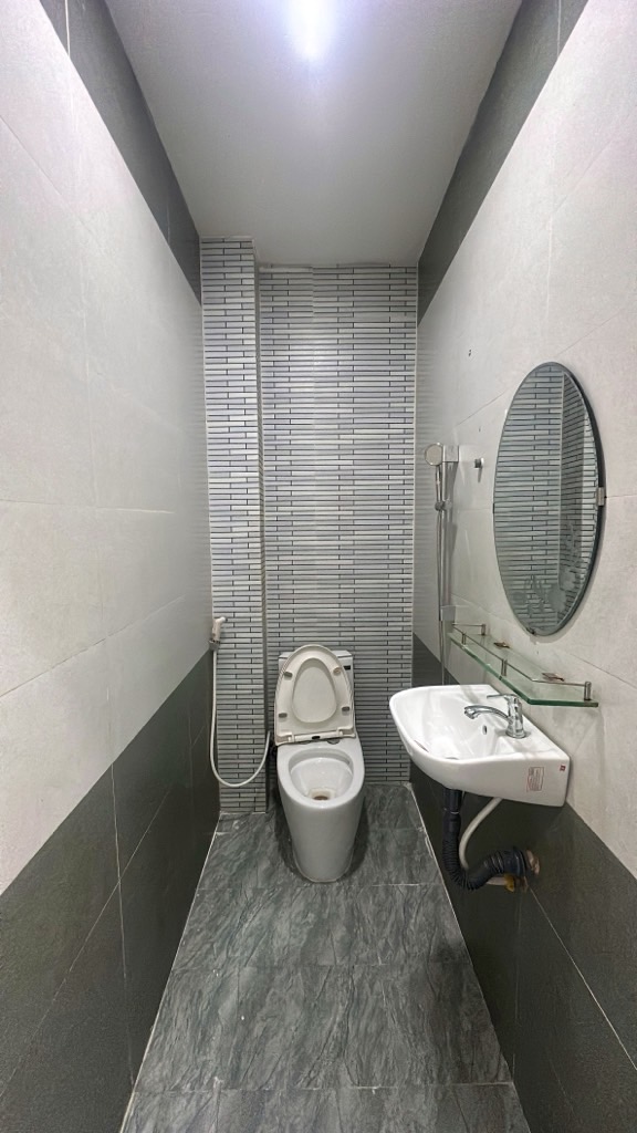 SIÊU PHẨM NHÀ 2 TẦNG MỚI ĐẸP LUNG LINH  - NGAY TỈNH LỘ 10 - GIÁP QUẬN 6