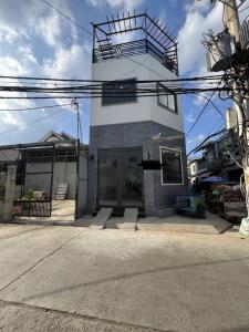 Cần bán gấp nhà hẻm một sẹt Lê Văn Quới, Bình Tân – sát chợ, nhà đẹp ở ngay!