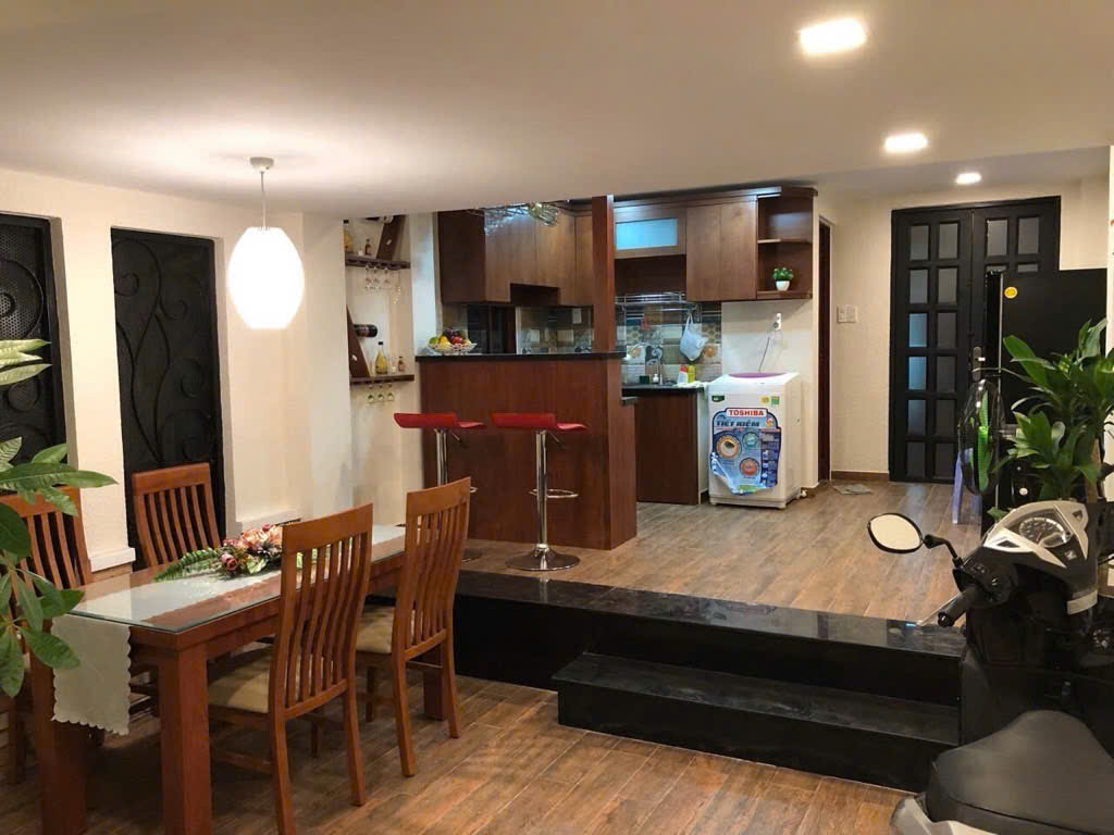 Nhà 3 tầng Đặng Văn Ngữ,-Q Phú Nhuận