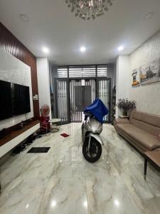 Nhà hẻm đường Trường Sa, Phú Nhuận