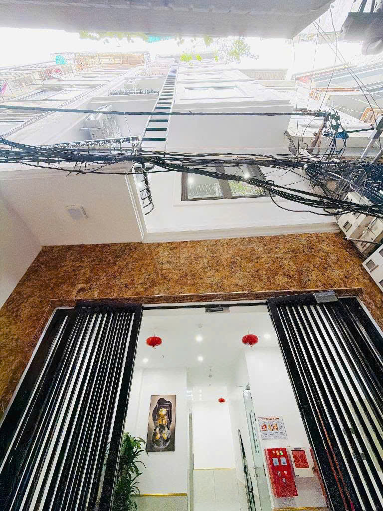 SIÊU HIẾM-CCMN  - TRUNG TÂM ĐỐNG ĐA -7 TẦNG TM  – DÒNG TIỀN KHỦNG 70TR/THÁNG (~6.5%/NĂM)!