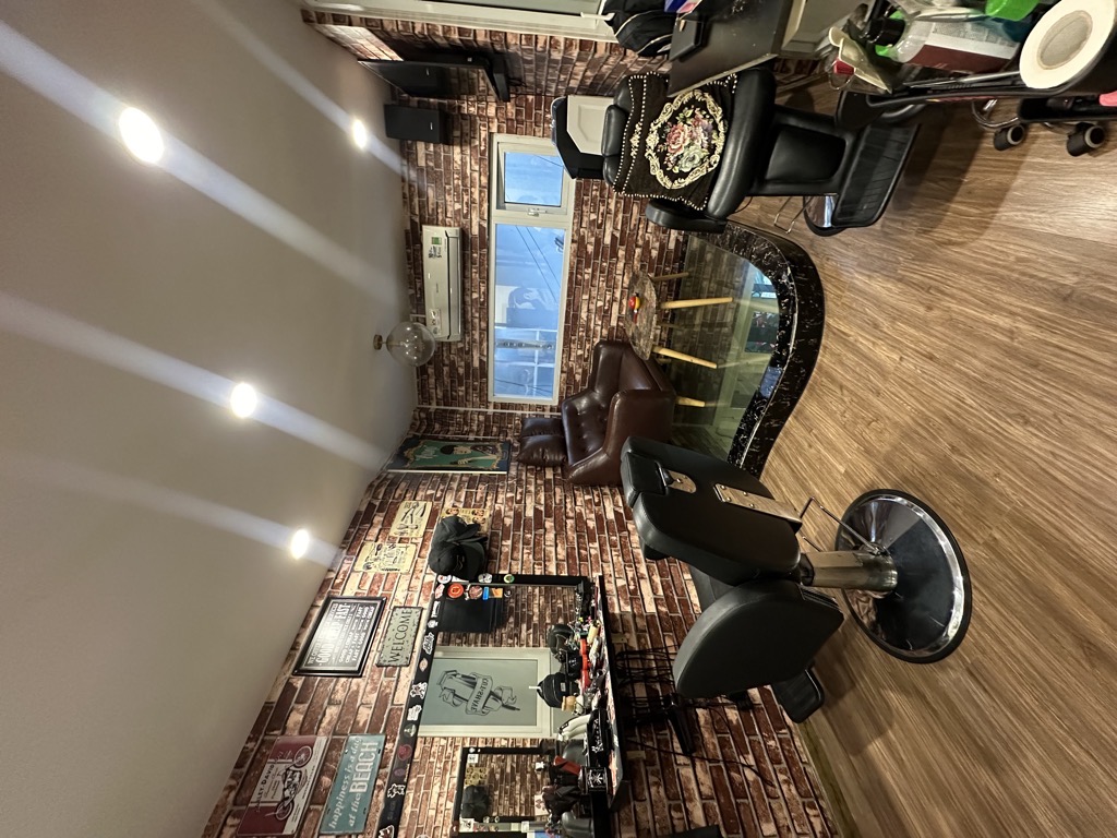 NHÀ BÁN GẤP GẦN ĐƯỜNG ĐINH TIÊN HOÀNG SỔ HỒNG RIÊNG GIÁ SIÊU HỜI