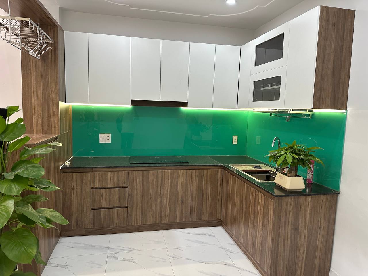 Bán nhà Lã Xuân Oai 55m² full nội thất 3PN giá 5.25 tỷ ở ngay