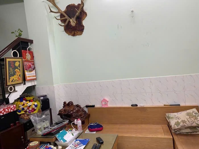 SAU LƯNG ĐH CN THỰC PHẨM - ĐƯỜNG THÔNG - HẺM XE HƠI CÁCH 3 BƯỚC CHÂN - 4 TẦNG NỘI THẤT ĐẸP.