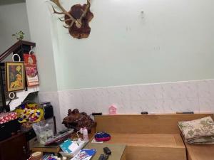 SAU LƯNG ĐH CN THỰC PHẨM - ĐƯỜNG THÔNG - HẺM XE HƠI CÁCH 3 BƯỚC CHÂN - 4 TẦNG NỘI THẤT ĐẸP.