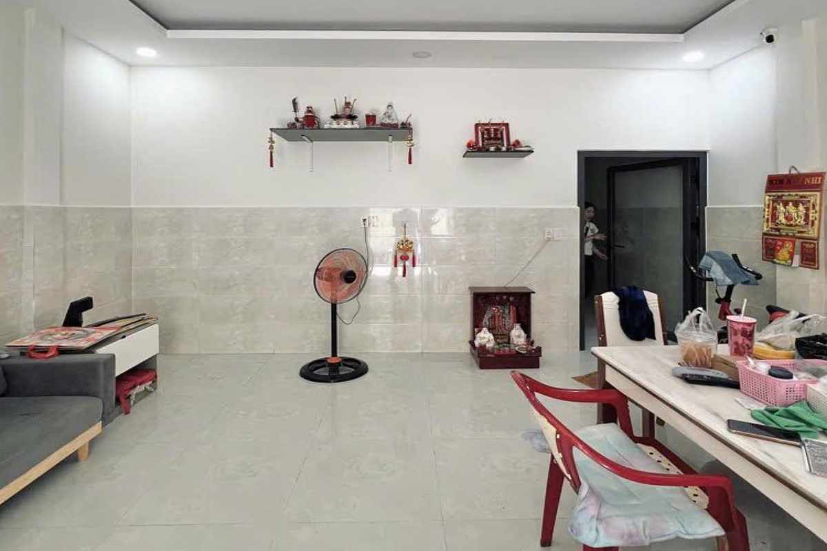 Bán nhà hẻm xe hơi, Bùi Dương Lịch, Bình Tân, 5m x 15m, 73 m², an ninh