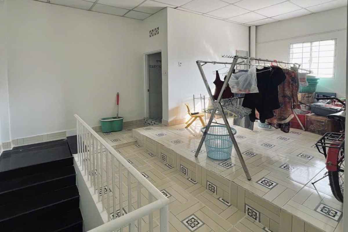 Bán nhà hẻm xe hơi, Bùi Dương Lịch, Bình Tân, 5m x 15m, 73 m², an ninh