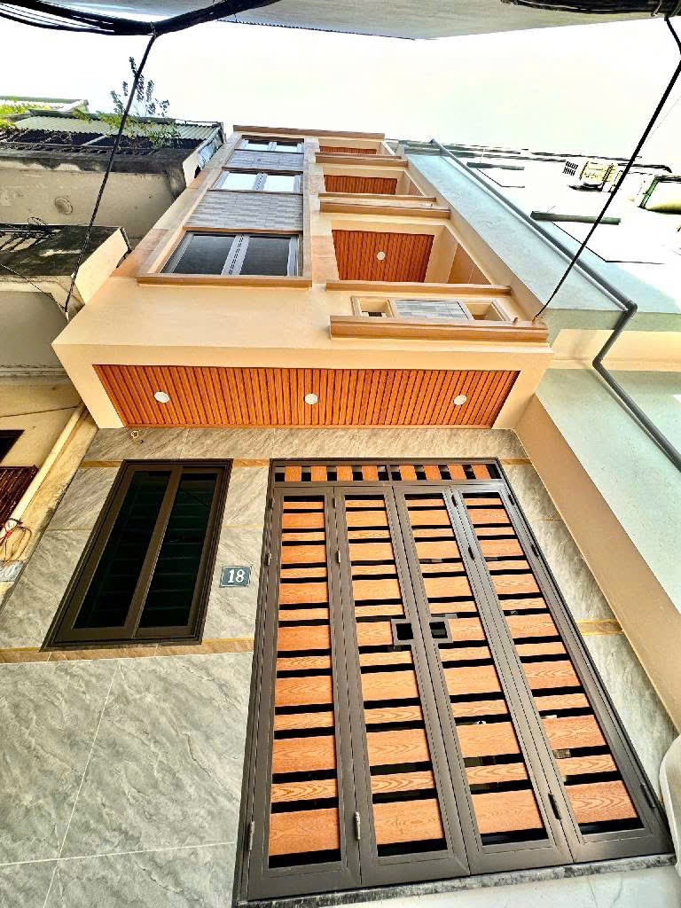 Bán nhà đẹp 9 tỷ tây mỗ