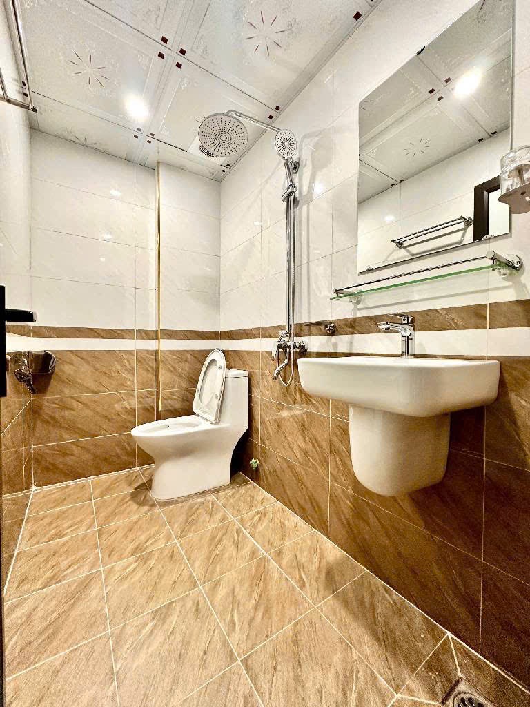 Bán nhà đẹp 9 tỷ tây mỗ