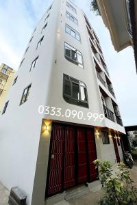 ‎SIÊU PHẨM NHÀ DÒNG TIỀN - LÔ GÓC 3 THOÁNG - Ô TÔ NHỎ - 20 PHÒNG - DÒNG TIỀN 1 TỶ / NĂM