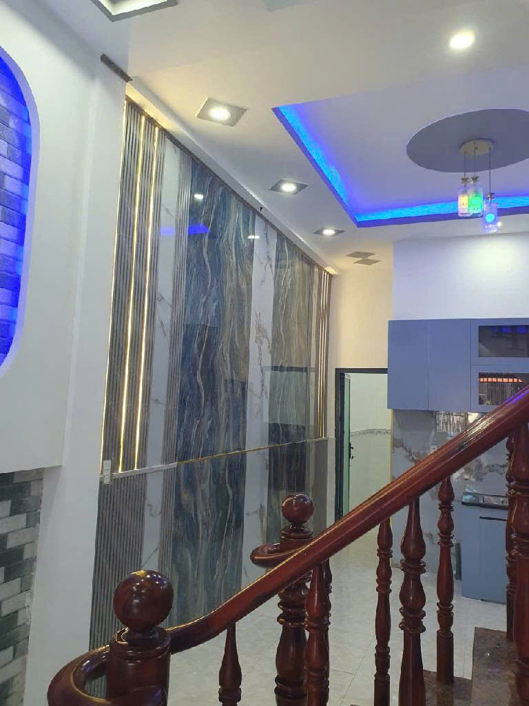 CHỦ THAY ÁO MỚI BÁN NHÀ ĐẸP 4.350 TỶ Đường  Nguyễn Thị Chạy phường Dĩ An.