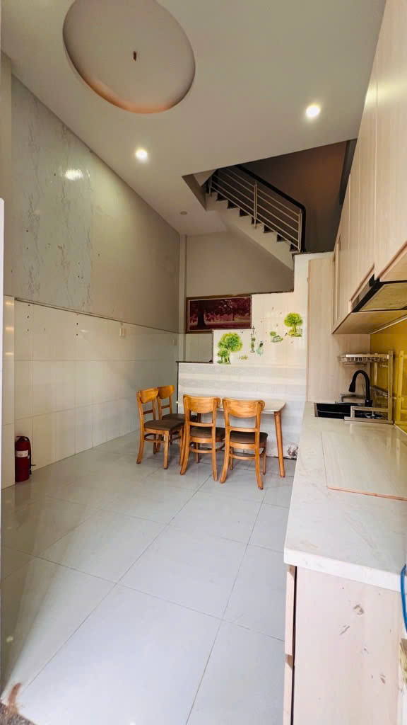 VỊ TRÍ KIM CƯƠNG - TIỀM NĂNG SINH LỜI CAO CHỈ 6 tỷ Tọa lạc tại Đường 11, Tăng Nhơn Phú B