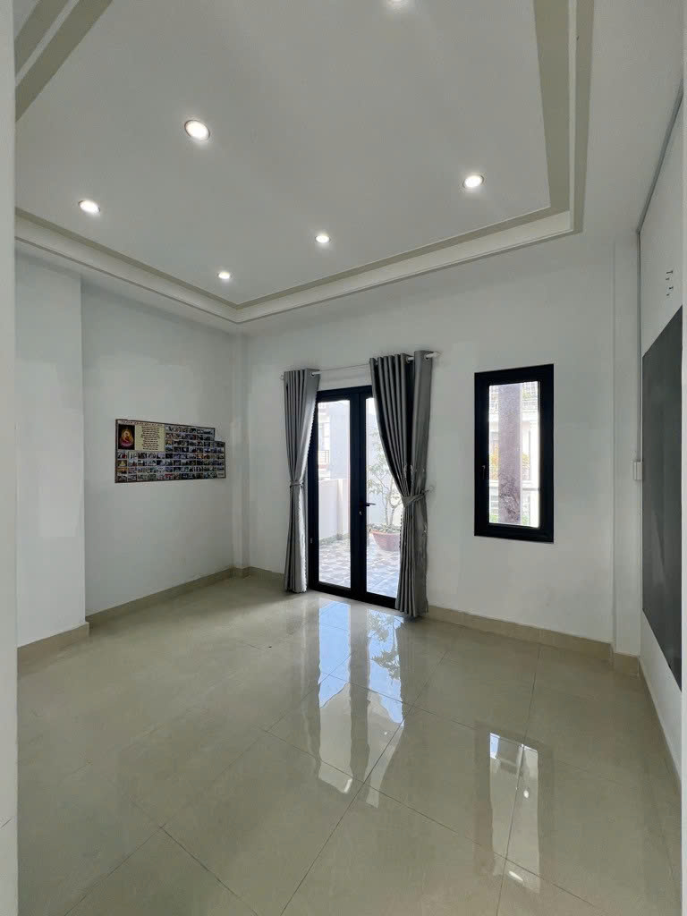 HẺM XE TẢI ĐỖ TRƯỚC CỬA – NHÀ 4 TẦNG ĐẸP TÂNG NHƠN PHÚ Q9 Giá chỉ 6.9 TỶ - 59m²