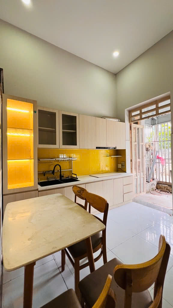 VỊ TRÍ KIM CƯƠNG - TIỀM NĂNG SINH LỜI CAO CHỈ 6 tỷ Tọa lạc tại Đường 11, Tăng Nhơn Phú B