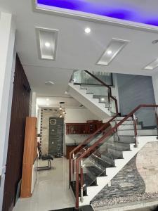 HẺM XE TẢI ĐỖ TRƯỚC CỬA – NHÀ 4 TẦNG ĐẸP TÂNG NHƠN PHÚ Q9 Giá chỉ 6.9 TỶ - 59m²