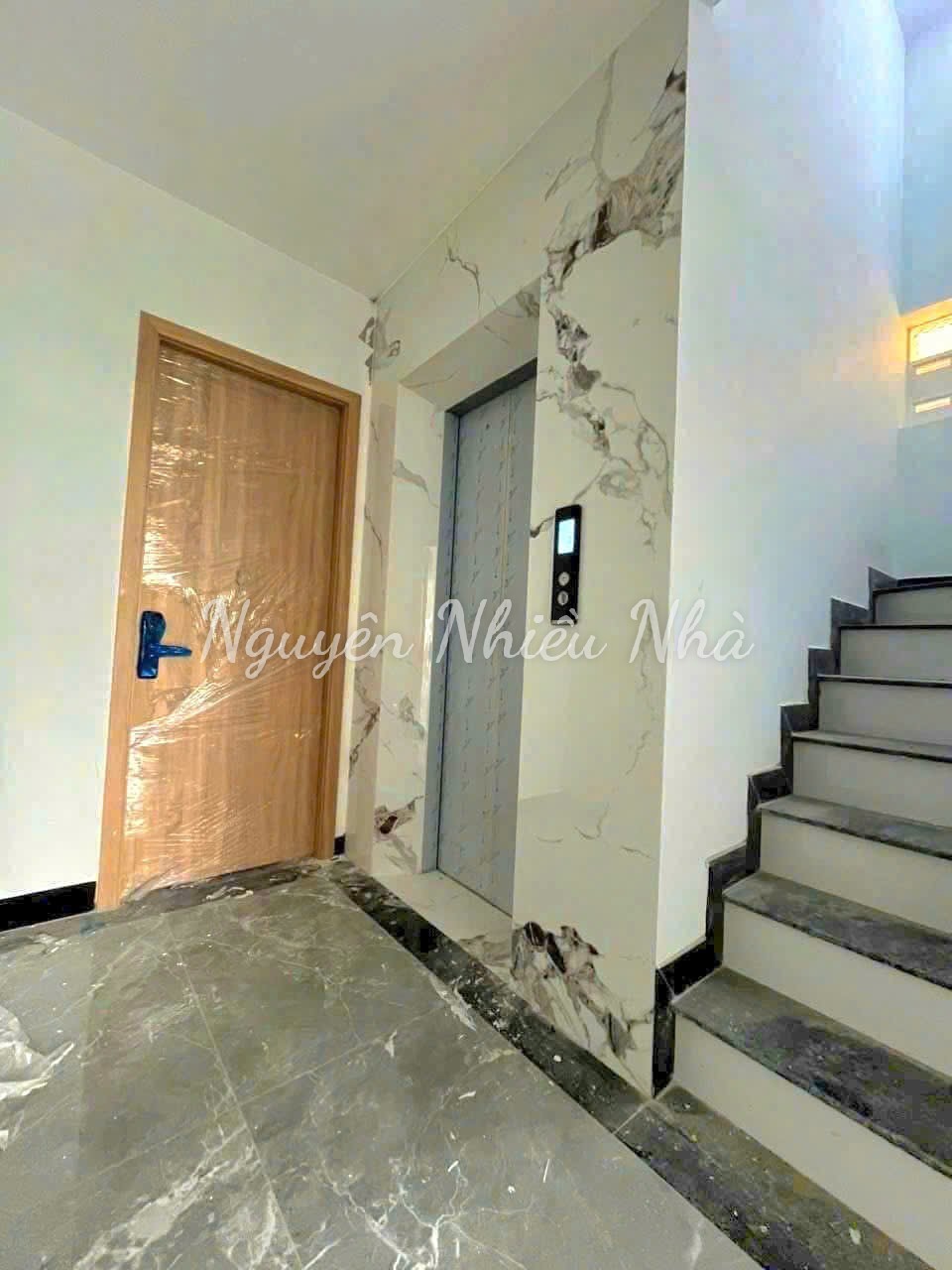 SIÊU PHẨM CHDV 11 PHÒNG MẶT TIỀN ĐƯỜNG SỐ P. TÂN QUY - 6 TẦNG - 4x18M